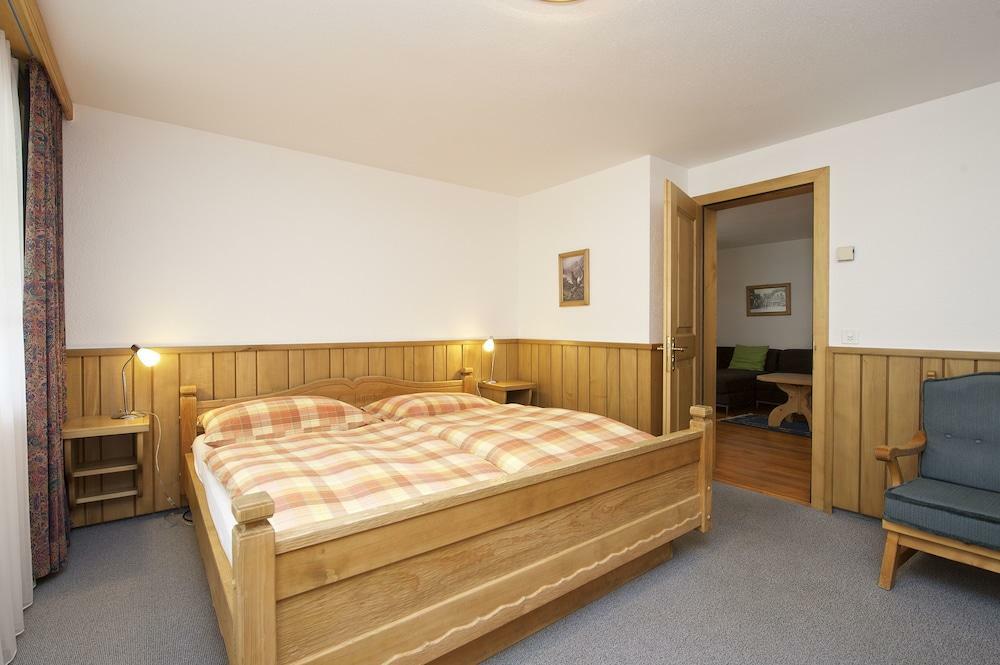 צרמט Jaegerhof Serviced Apartements מראה חיצוני תמונה