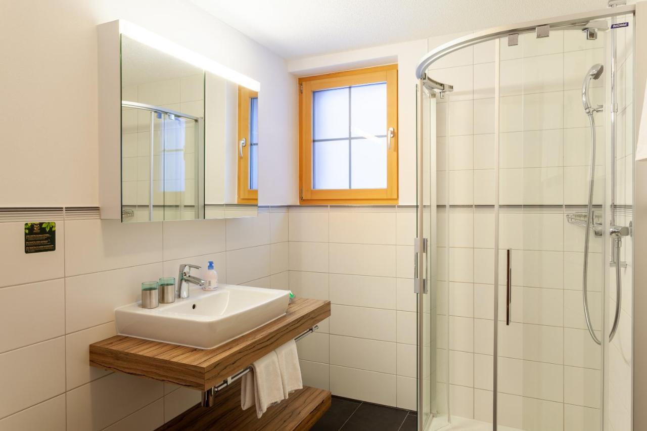 צרמט Jaegerhof Serviced Apartements מראה חיצוני תמונה